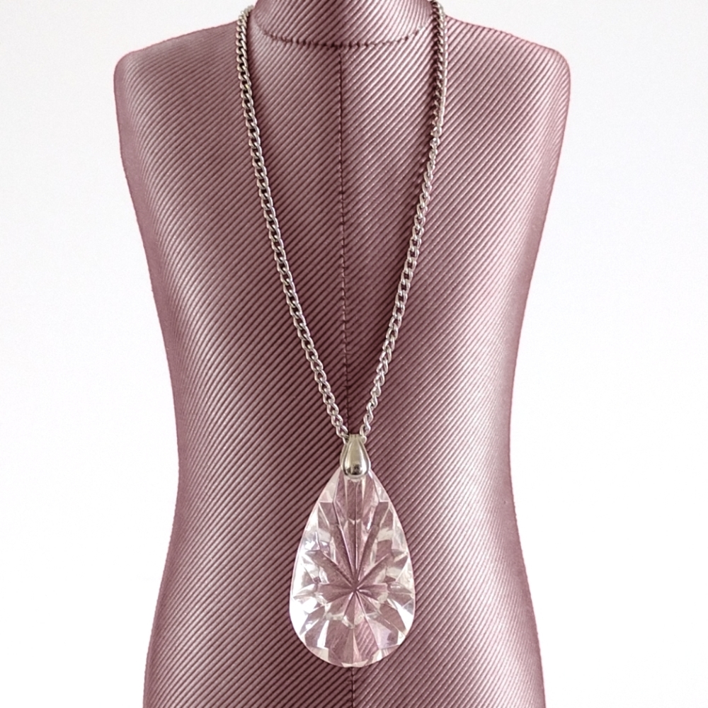 Clear Acrylic Teardrop Pendant Necklace